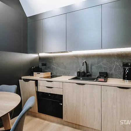 Cyrhla 17g Apartment