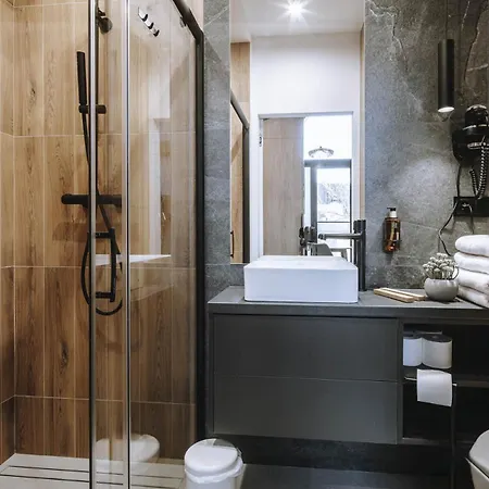 アパート Cyrhla 17g *